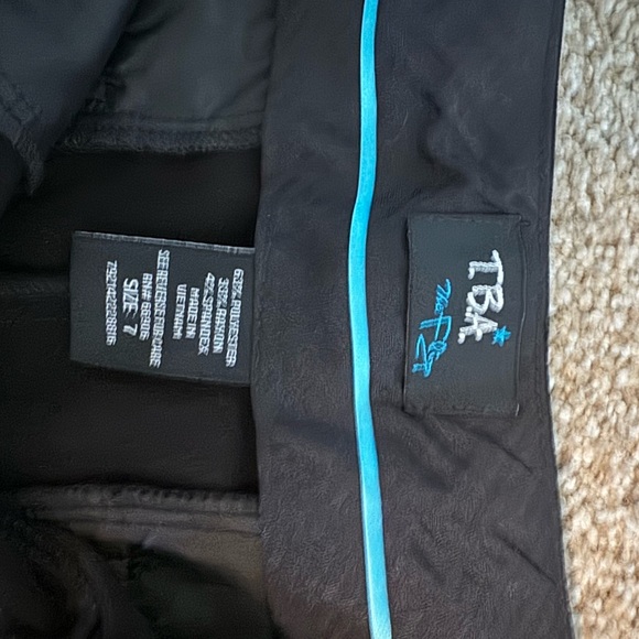 Bundle of Professional Clothes - Picture 10 of 13